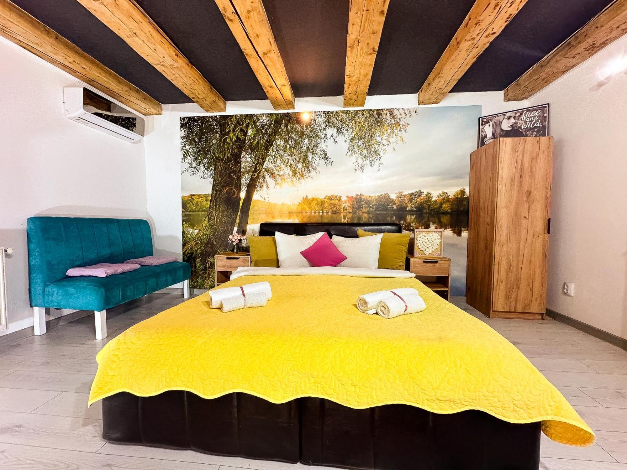 Venus Central Lux Studio Крайова Экстерьер фото